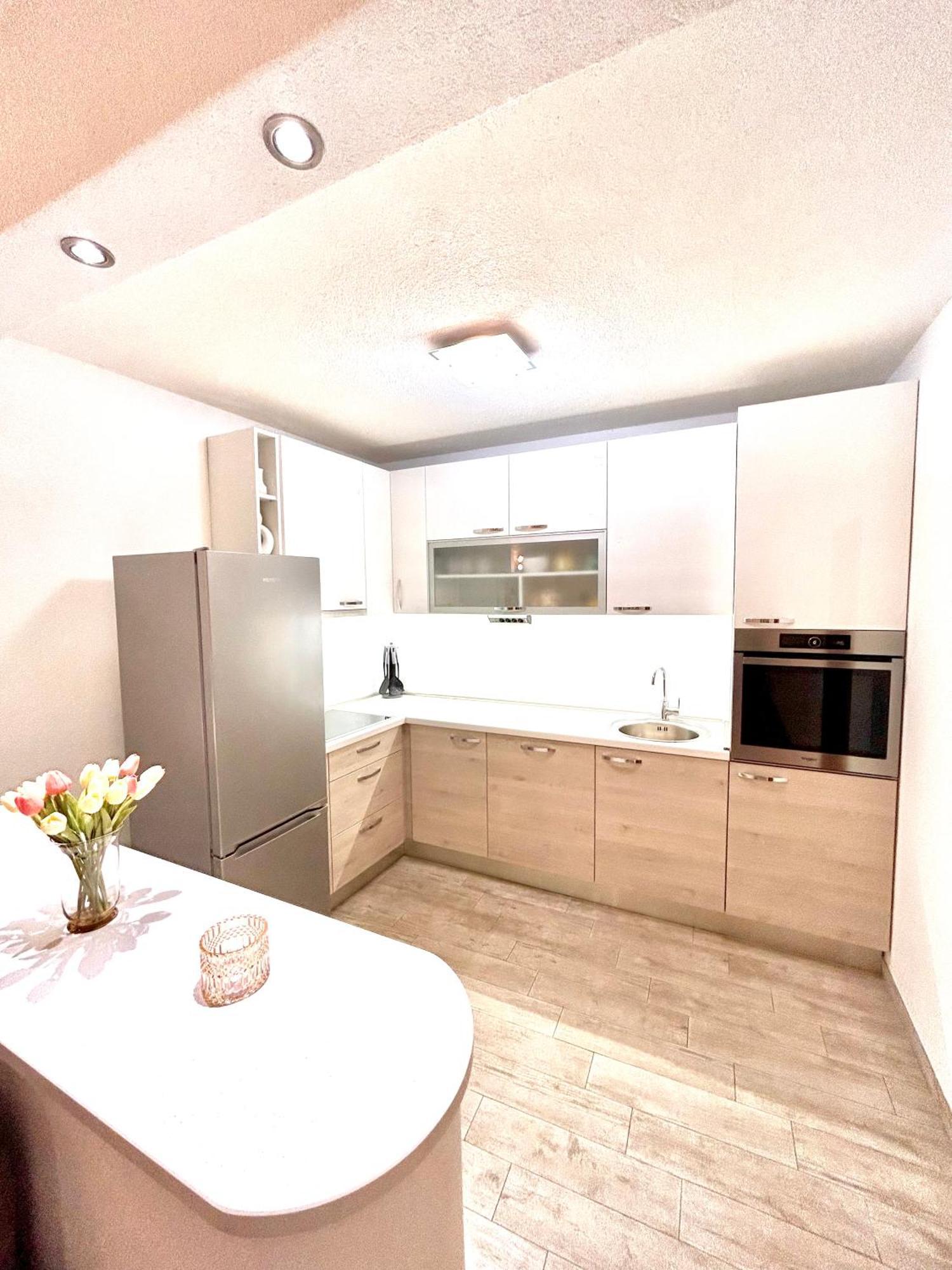 Apartman Zorka Povlja  Esterno foto